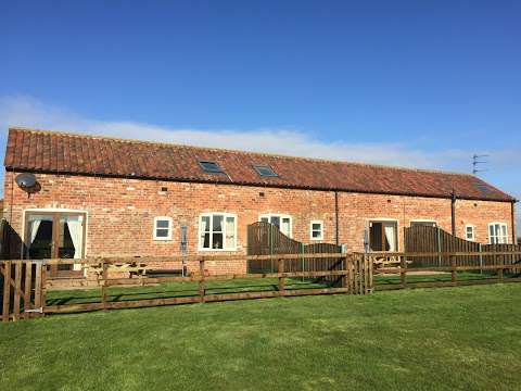 Grange Farm Cottages, Wressle: Holiday, Business, Contract Work photo